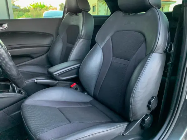 Audi A1 1.6 TDI S-line 6