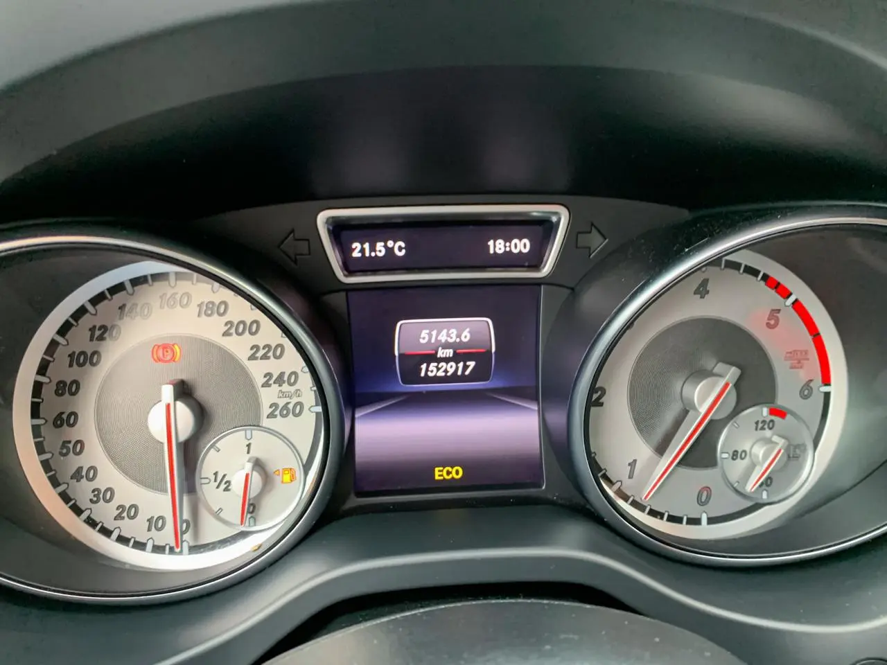 Mercedes-Benz CLA 200 CDi AMG Line 10