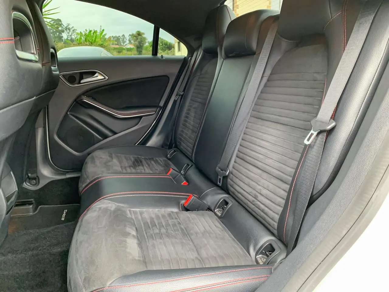 Mercedes-Benz CLA 200 CDi AMG Line 7
