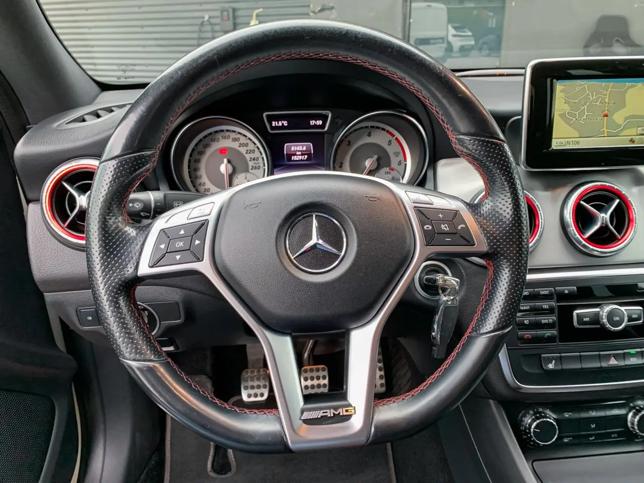 Mercedes-Benz CLA 200 CDi AMG Line 9