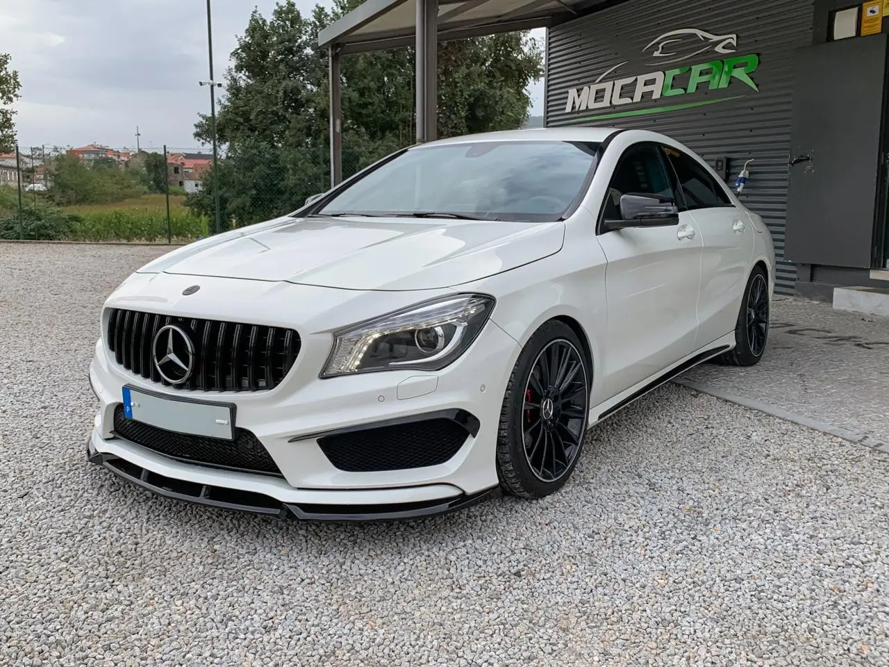 Mercedes-Benz CLA 200 CDi AMG Line 1