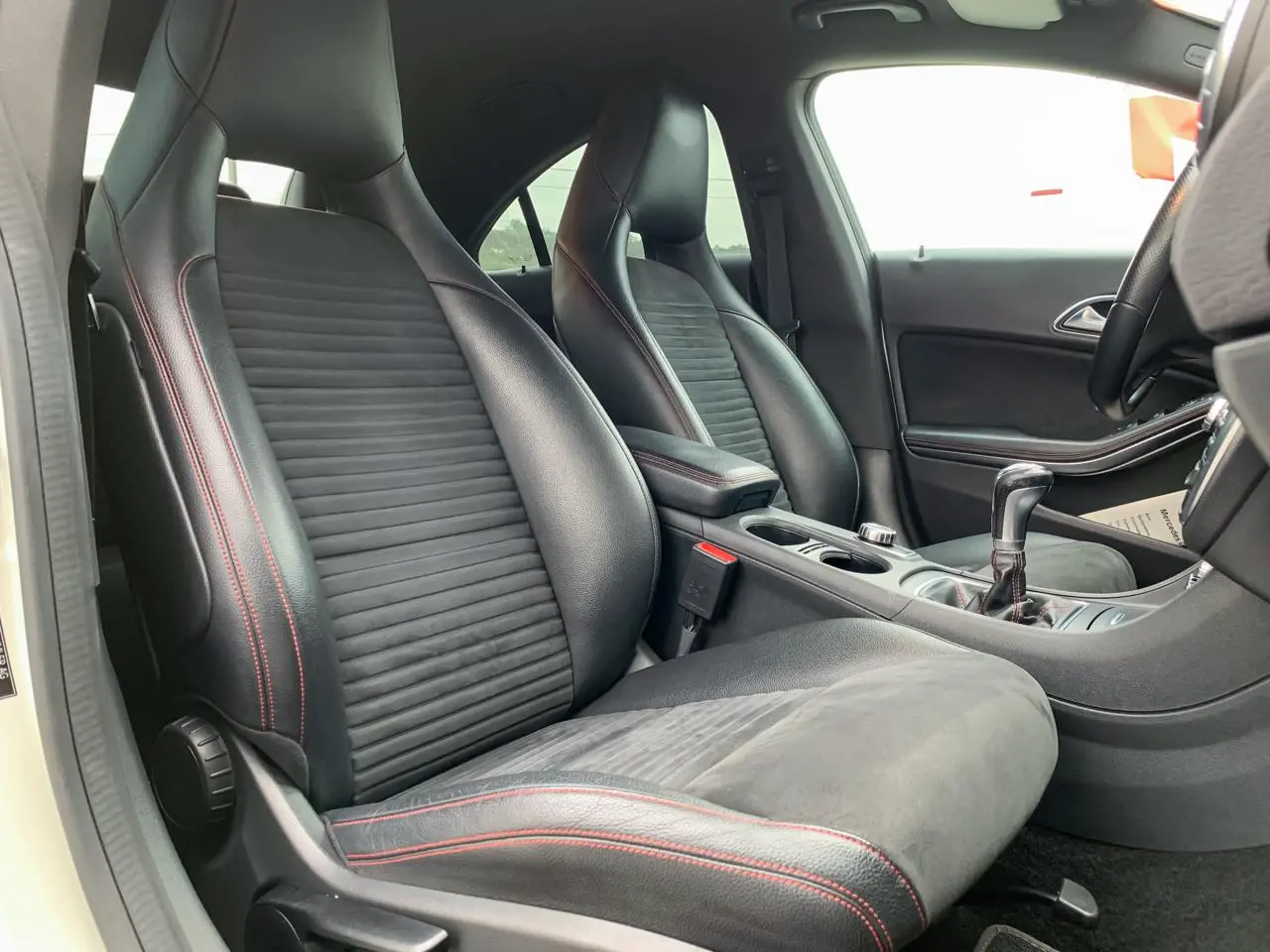 Mercedes-Benz CLA 200 CDi AMG Line 6
