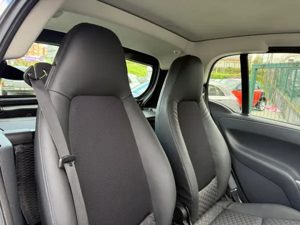 Smart ForTwo Coupé 0.8 cdi Pure 45 27