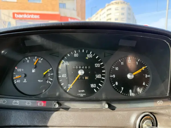 Mercedes-Benz W123 (1976-1986) 300 D 11