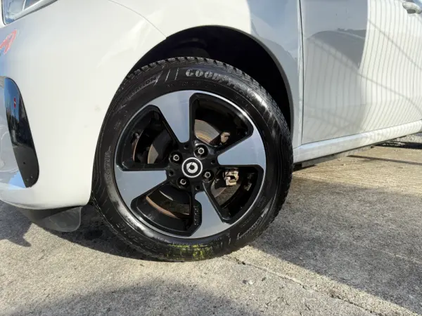 Smart ForFour EQ Passion 8