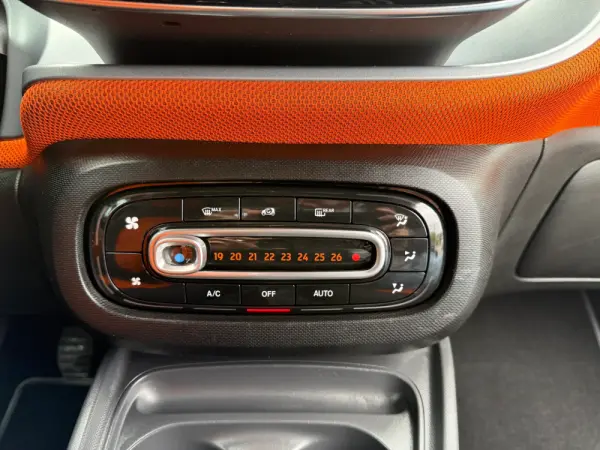 Smart ForTwo Coupé 1.0 Passion 71 16