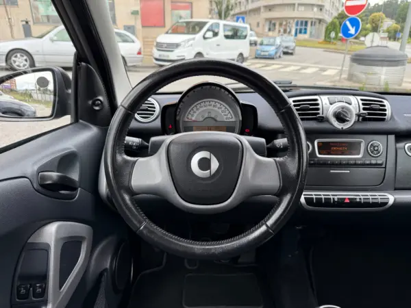 Smart ForTwo Coupé 1.0 mhd Pure 61 Softouch 8