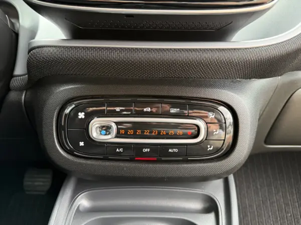Smart ForTwo Coupé EQ passion 21