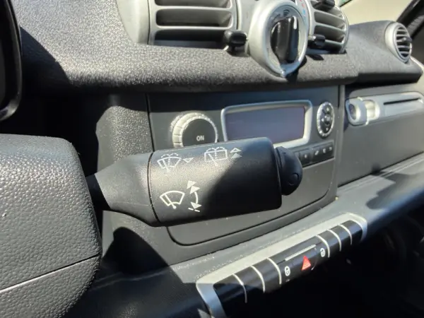 Smart ForTwo Coupé 1.0 mhd Pure 61 12