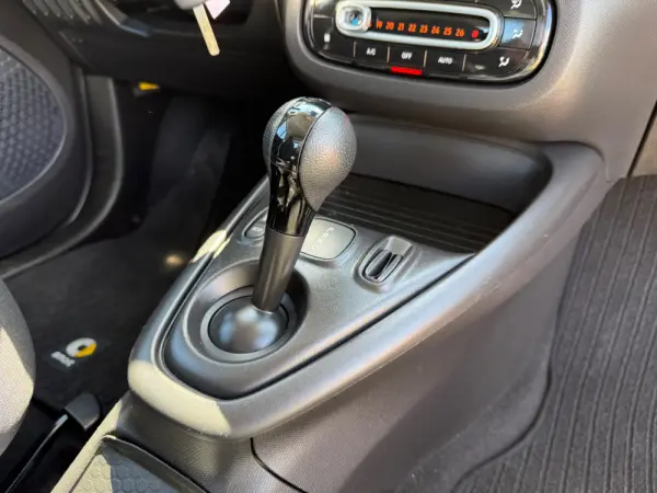 Smart ForTwo Coupé EQ 19