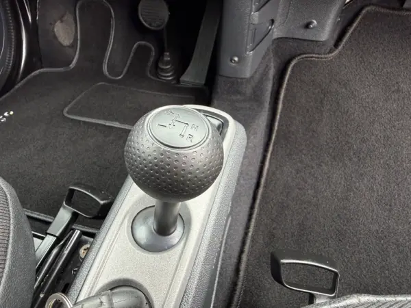 Smart ForTwo Coupé 1.0 mhd Pure 61 Softouch 16