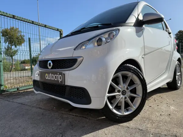 Smart ForTwo Coupé 1.0 mhd Passion 71 Softouch 4