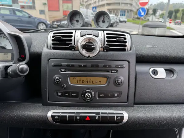 Smart ForTwo Coupé 0.8 cdi Passion 45 16