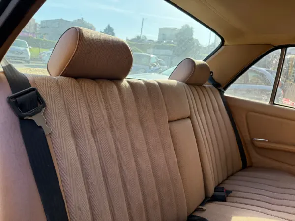 Mercedes-Benz W123 (1976-1986) 300 D 26