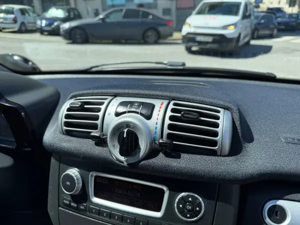 Smart ForTwo Coupé 1.0 mhd Pure 61 13