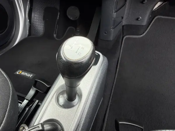 Smart ForTwo Coupé 1.0 T Passion 84 Softouch 17