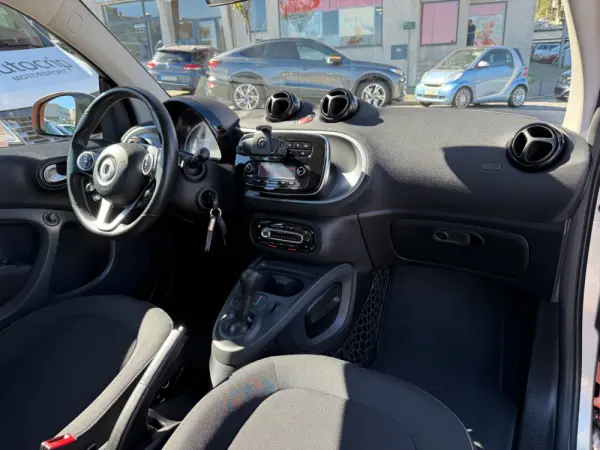 Smart ForTwo Coupé 1.0 Passion 71 Aut. 9