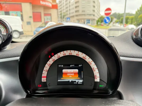 Smart ForTwo Coupé EQ passion 16