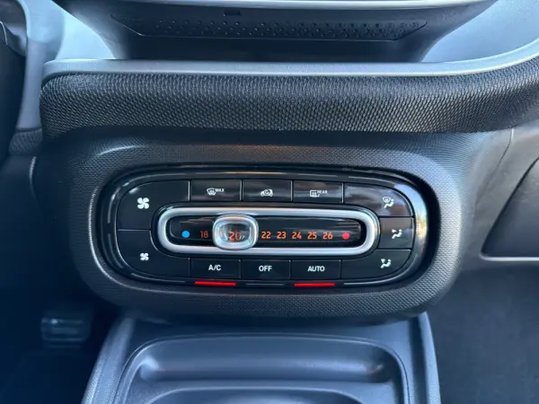 Smart ForFour EQ prime 19
