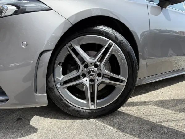 Mercedes-Benz A 180 d AMG Line Aut. 7