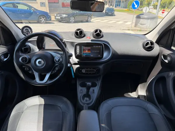 Smart ForFour EQ prime 11