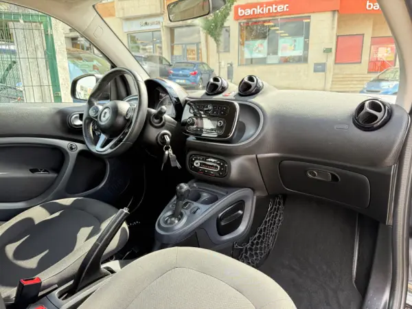 Smart ForTwo Coupé 1.0 Passion 71 Aut. 9