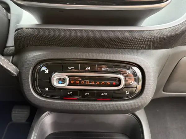 Smart ForFour EQ passion 19