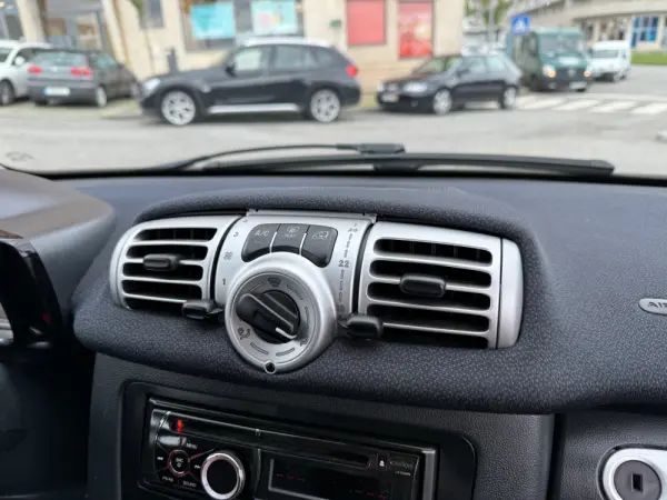 Smart ForTwo Coupé 1.0 mhd Passion 71 14
