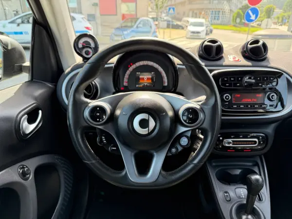 Smart ForTwo Coupé 0.9 Passion 90 Aut. 11