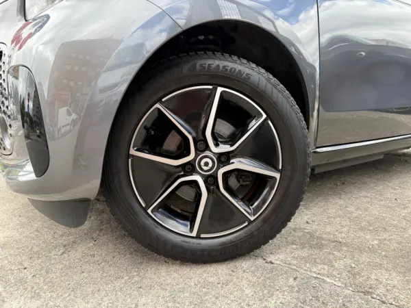 Smart ForFour EQ passion 5