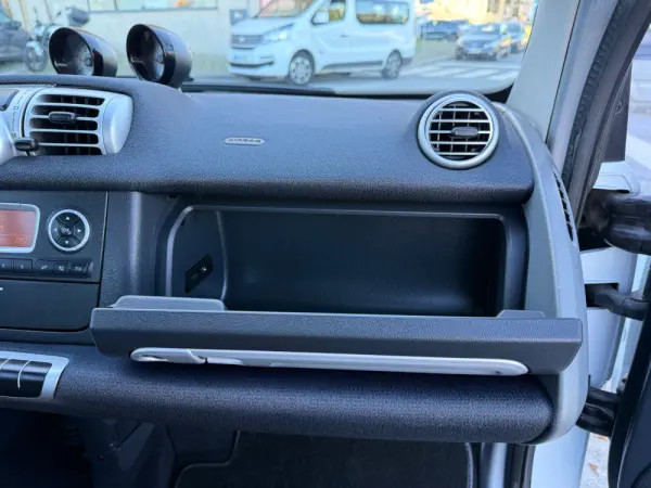 Smart ForTwo Coupé 0.8 cdi Passion 54 20