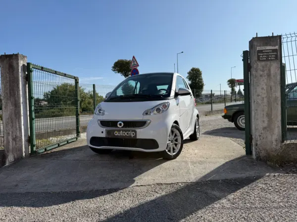 Smart ForTwo Coupé 1.0 mhd Passion 71 Softouch 1