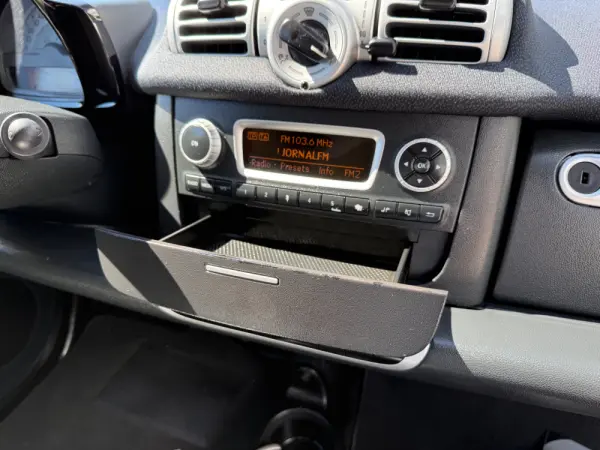 Smart ForTwo Coupé 1.0 mhd Pure 61 Softouch 15