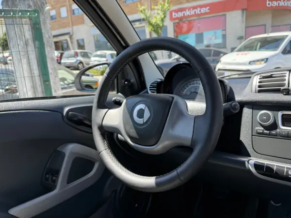 Smart ForTwo Coupé 1.0 mhd Pure 61 9