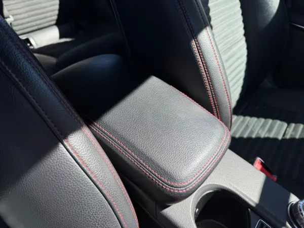 Mercedes-Benz A 180 AMG Line 37