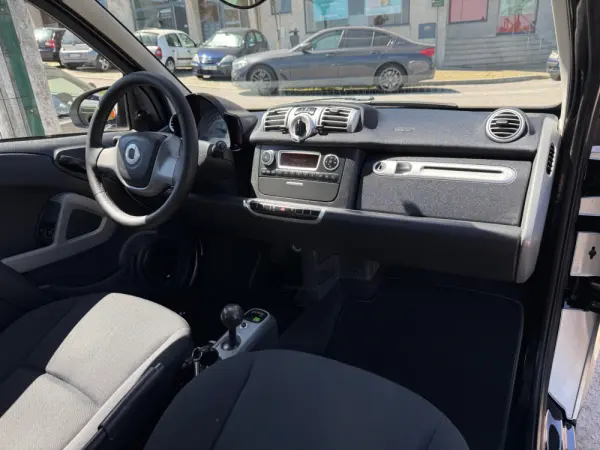 Smart ForTwo Coupé 1.0 mhd Pure 61 7