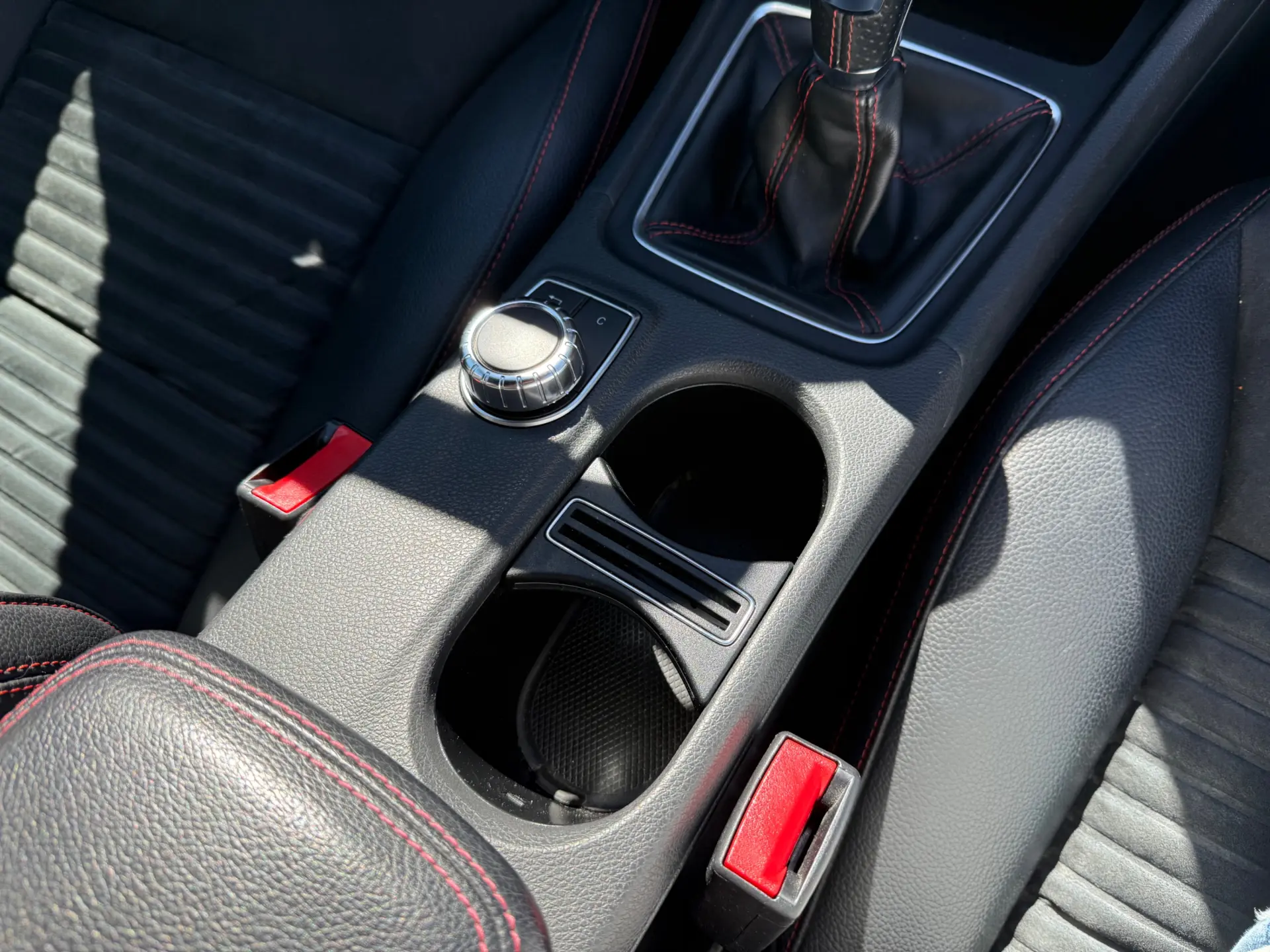 Mercedes-Benz A 180 AMG Line 19
