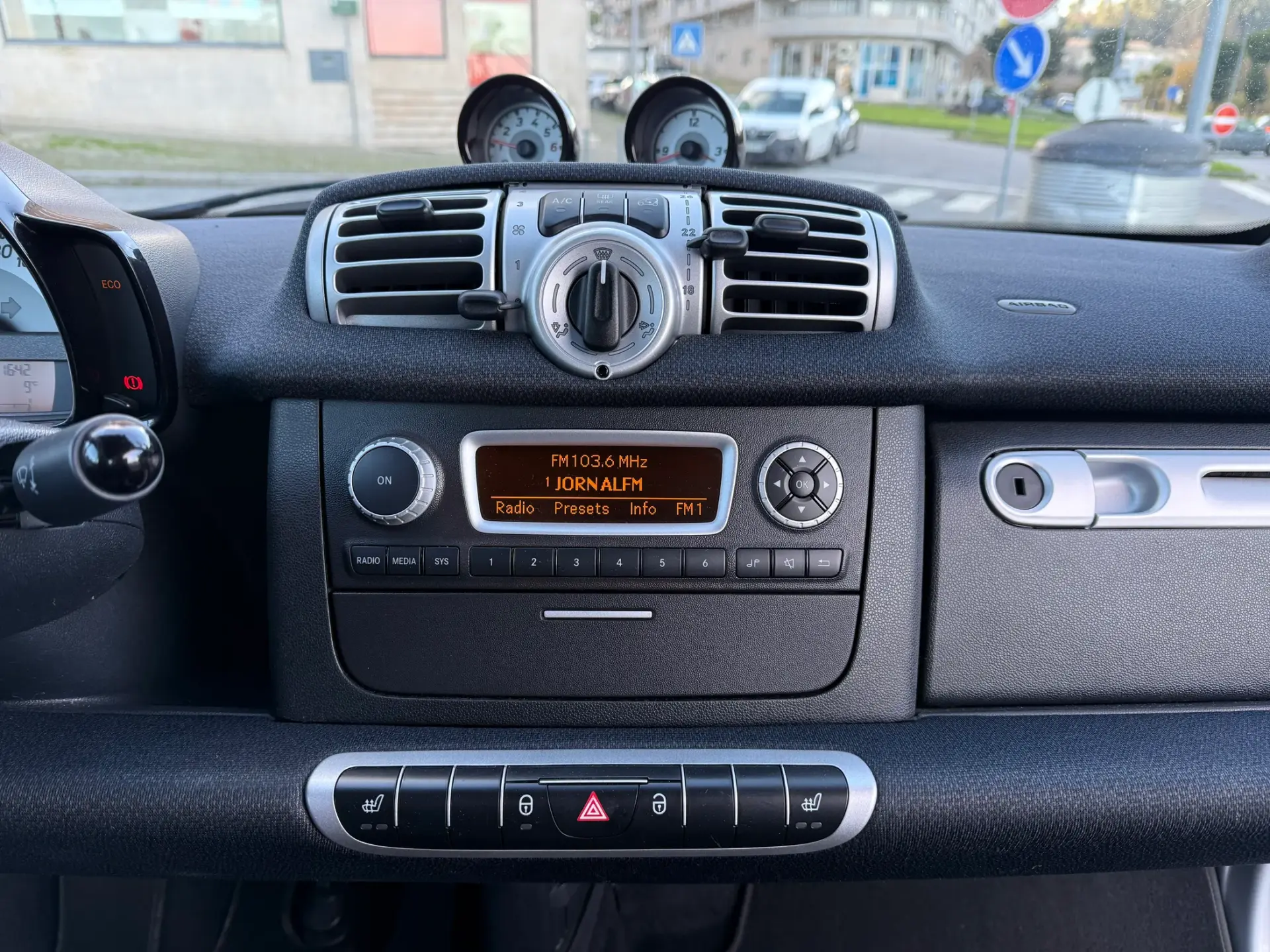 Smart ForTwo Coupé 1.0 mhd Passion 71 15