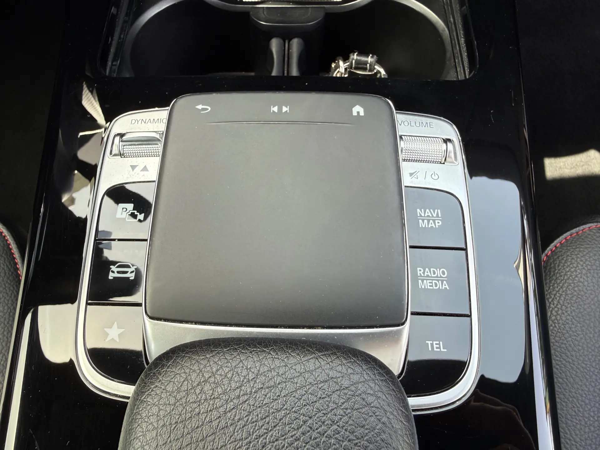 Mercedes-Benz A 180 d AMG Line Aut. 24