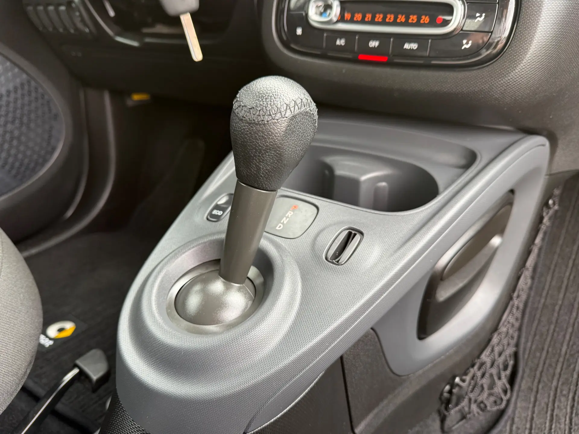 Smart ForTwo Coupé EQ passion 22