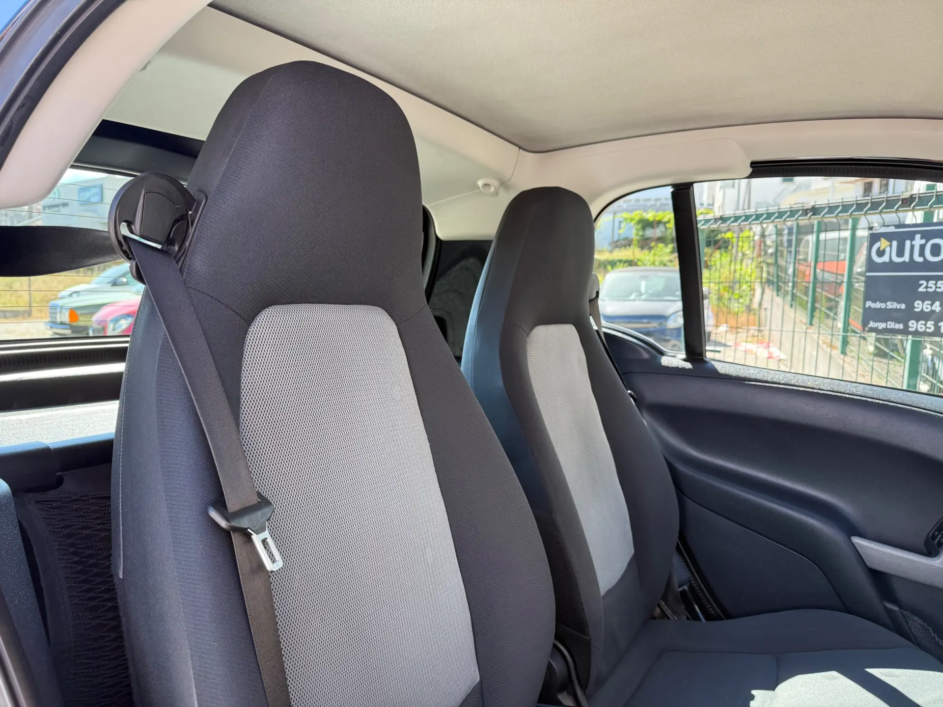 Smart ForTwo Coupé 1.0 mhd Pure 61 Softouch 28