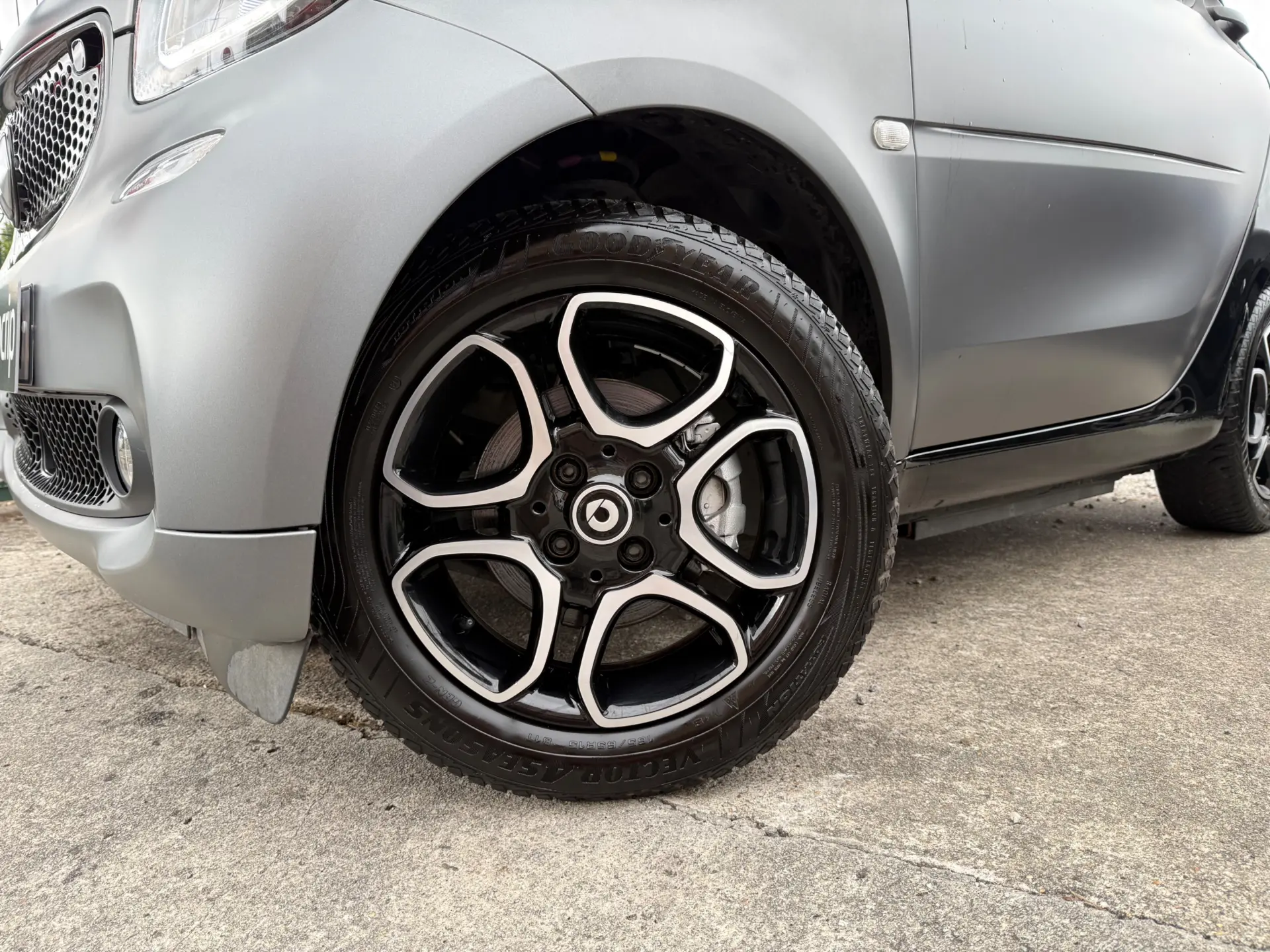 Smart ForTwo Coupé EQ passion 8