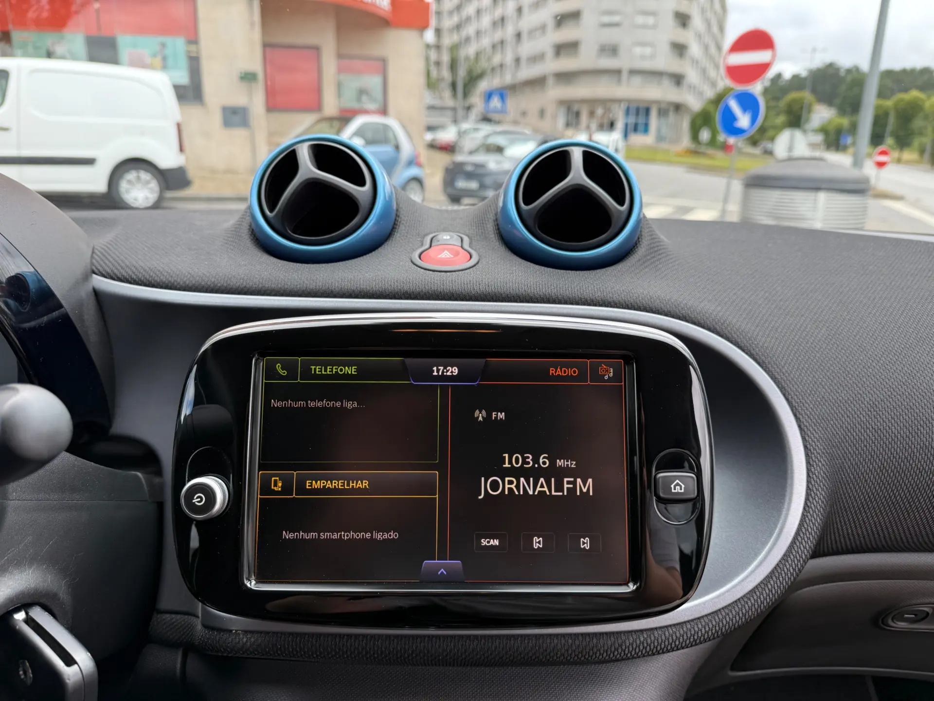 Smart ForFour EQ passion 18