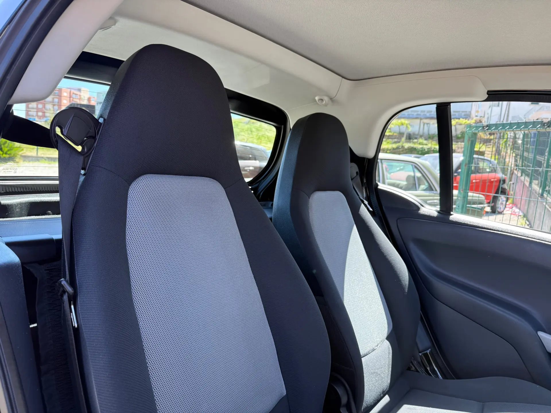 Smart ForTwo Coupé 1.0 mhd Pure 61 27