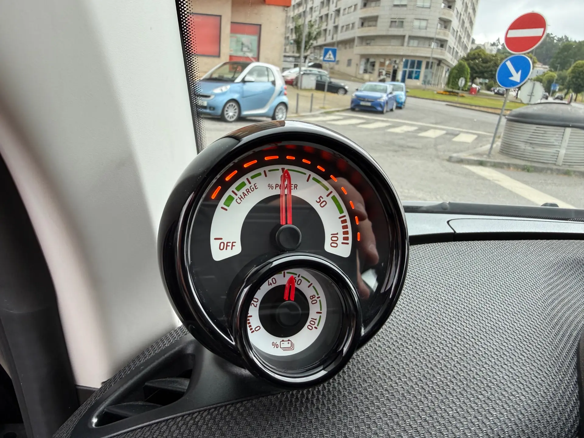 Smart ForTwo Coupé EQ passion 14