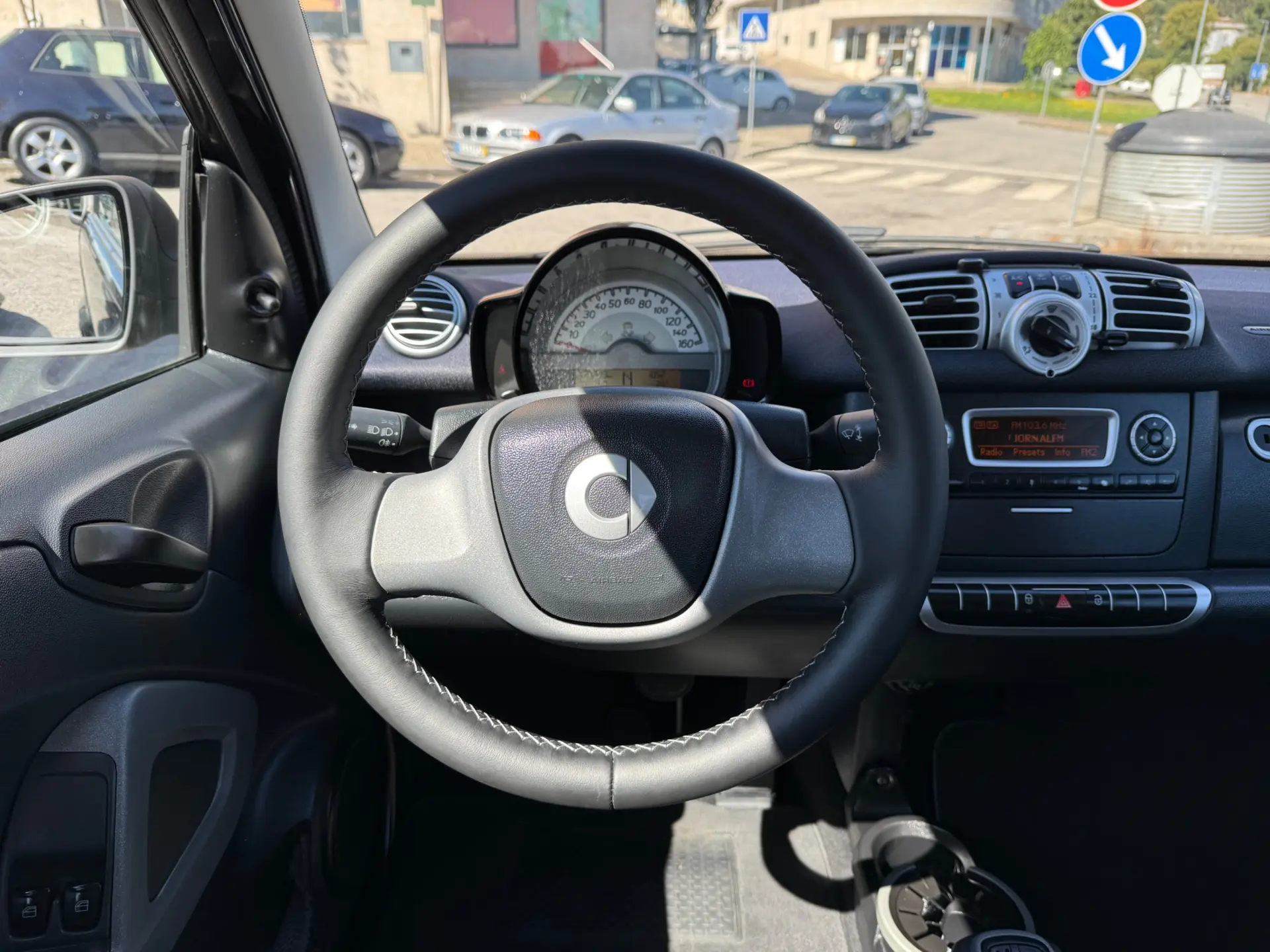 Smart ForTwo Coupé 1.0 mhd Pure 61 Softouch 8
