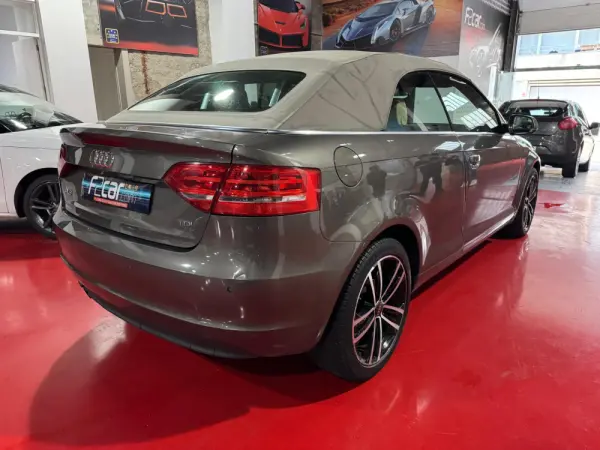 Audi A3 Cabrio 1.6 TDi Sport 6