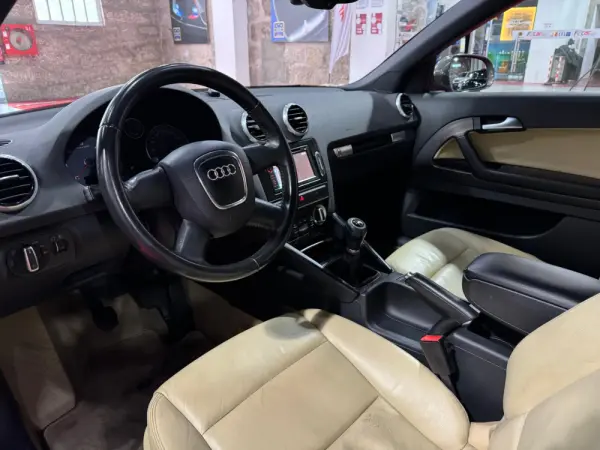 Audi A3 Cabrio 1.6 TDi Sport 13