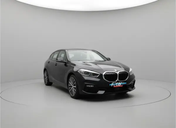BMW 116 d Line Luxury Auto 3
