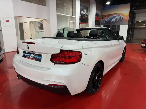 BMW 220 d Pack M Auto 5